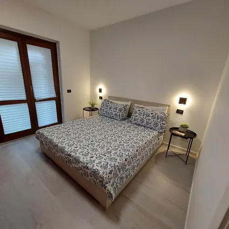 Apartament G&g House